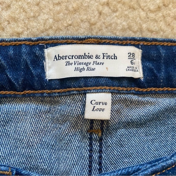 Abercrombie & Fitch Curve Love High Rise Vintage Flare Jean Size 28/6 Regular - Picture 5 of 9